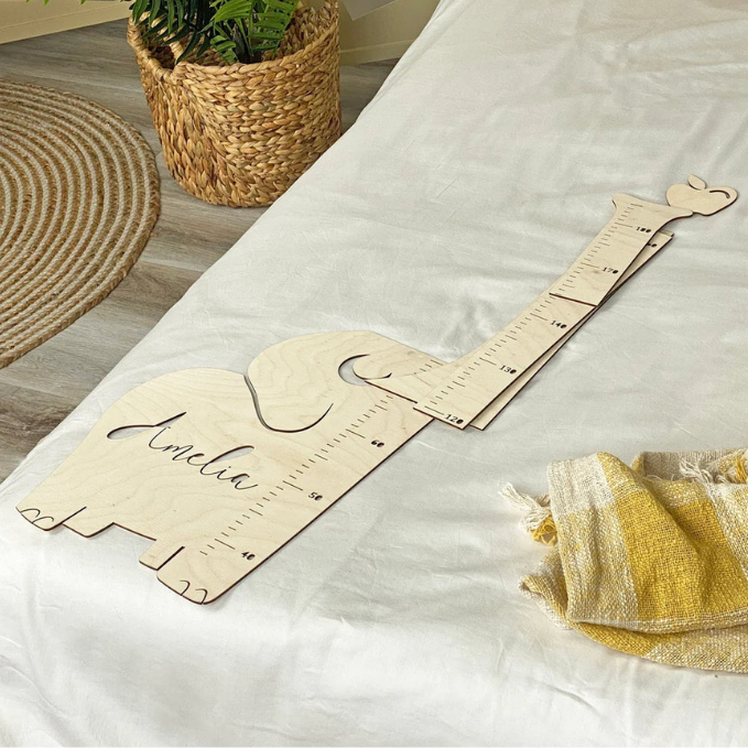 Personalized Wooden Baby Growth Chart - Detail 3