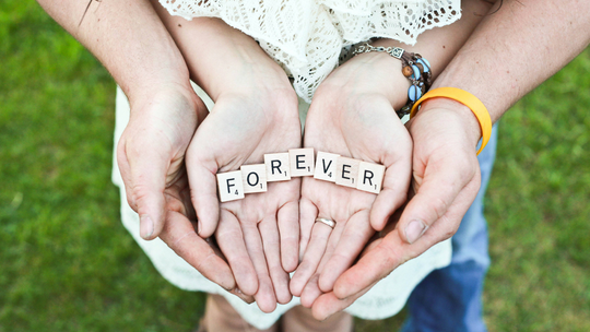 Family and Love: The Emotional Stories Behind Woodemon Custom Gifts