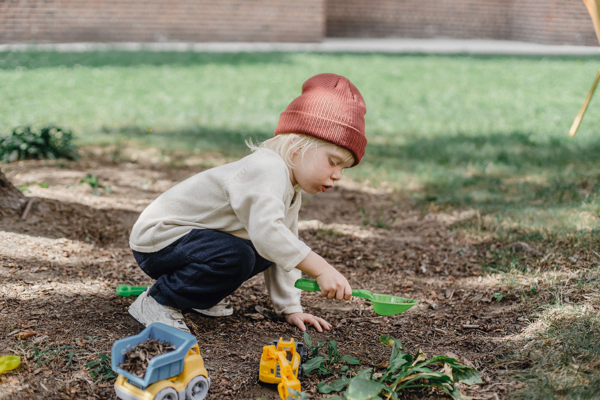 Nurturing Little Minds: The Role of Customized Name Puzzles in Children's Emotional Social Development