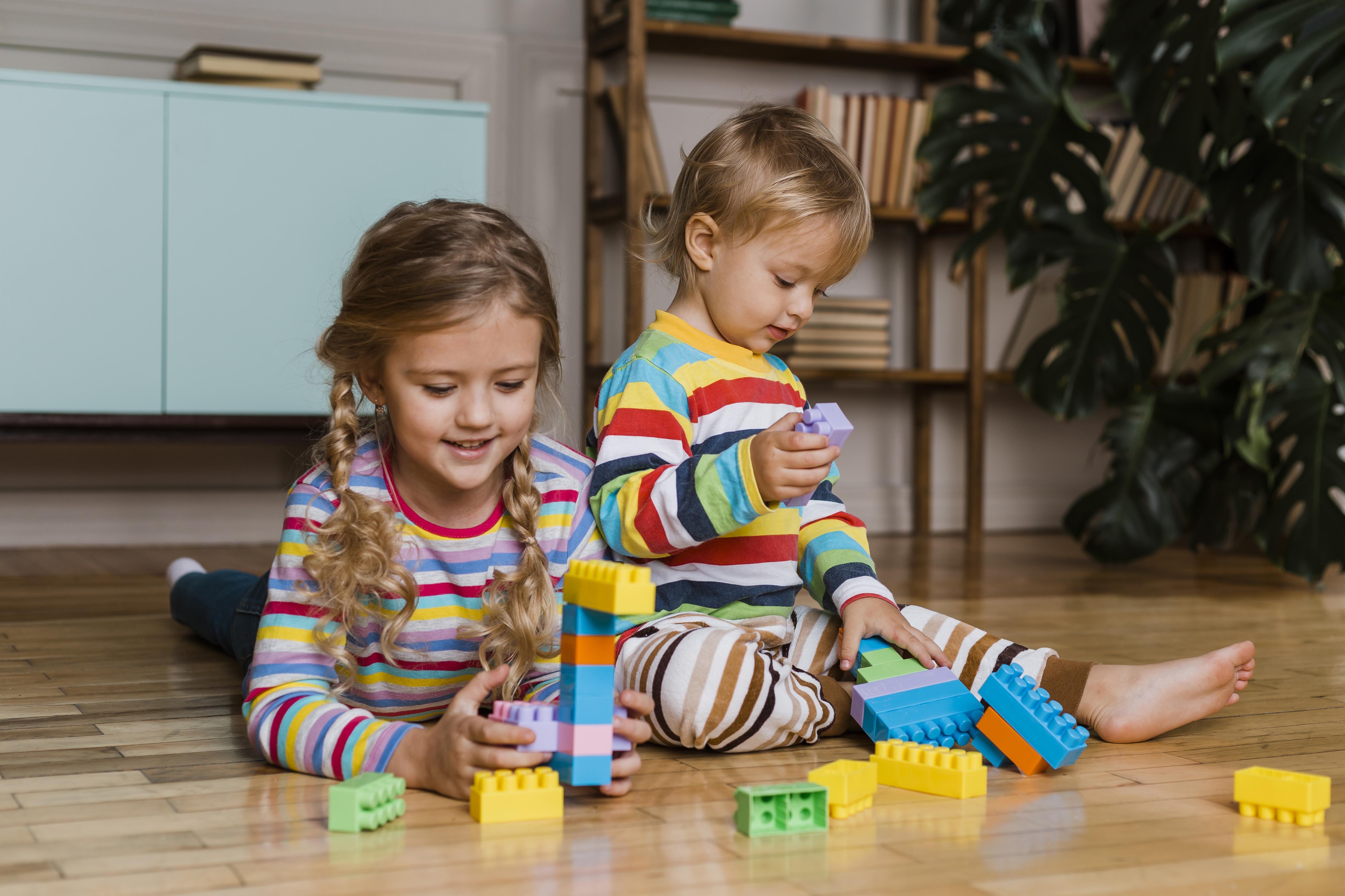 Unlocking Language Skills: The Role of Montessori Language Toys in Early Literacy Development