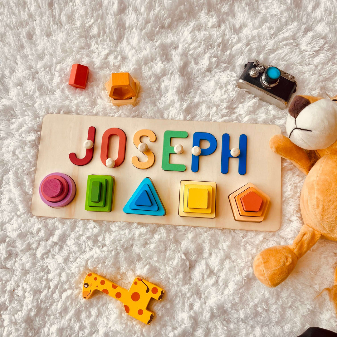 Brinquedo de empilhamento de nome de bebê de madeira personalizado