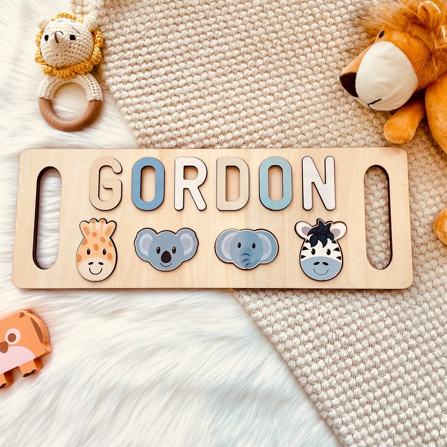 Personalised Wooden Baby Name Puzzle with Handle Product Name: Personalized Wooden Name Puzzle For Baby Gift Material: Eco-Friendly Plywood BasswoodLetters Available: Up to 10Engraving Messages: AvailableNon-Toxic: YesNon-Harmful: Yes Color: Pastel-boy; P