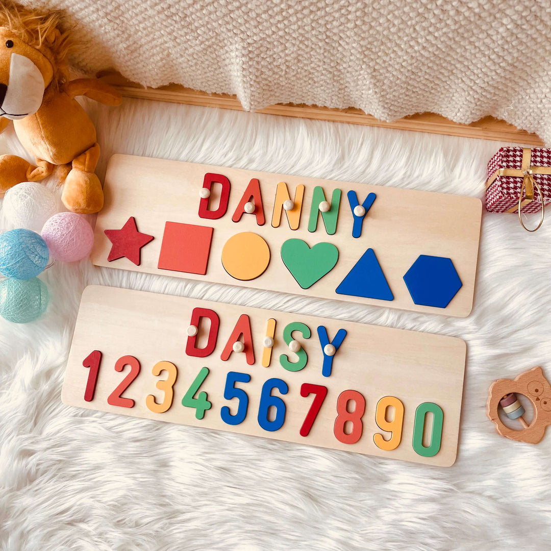 Gepersonaliseerde houten naampuzzel met cijfers en vormen