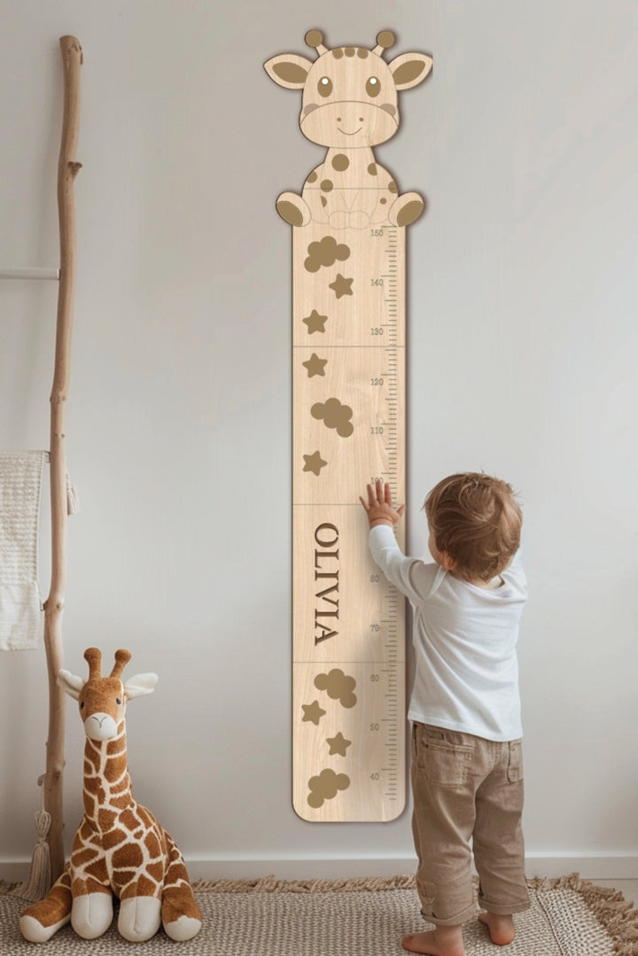 Personalized Wooden Cute Giraffe Growth Chart