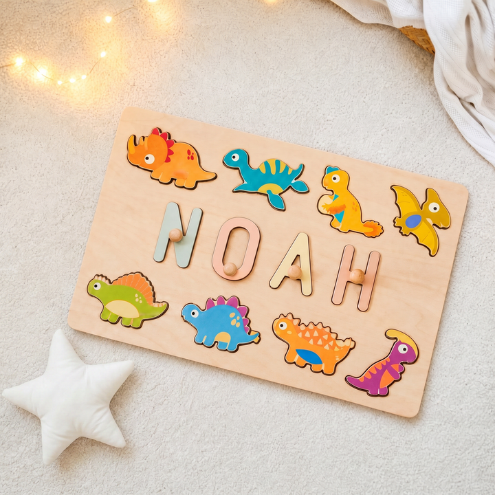 Personalisiertes Baby-Namenspuzzle aus Holz - Dinosaurier