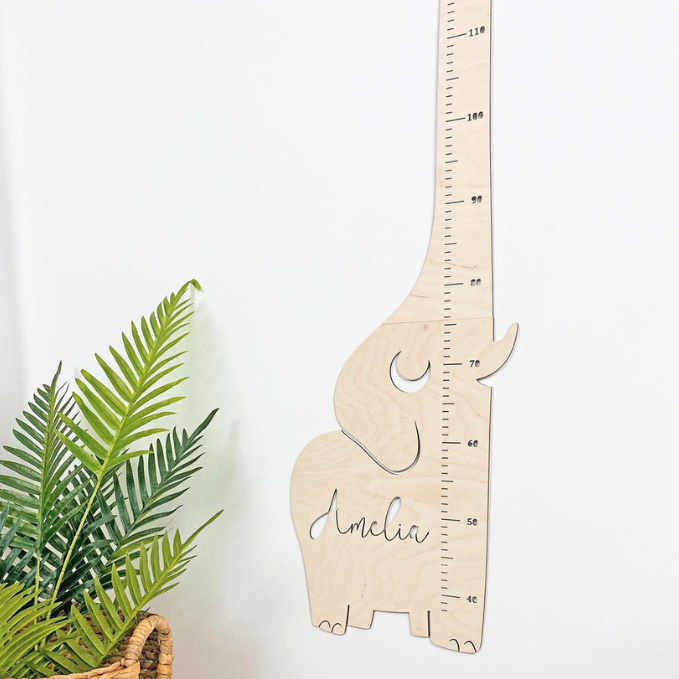 Personalized Wooden Baby Growth Chart - Detail 1