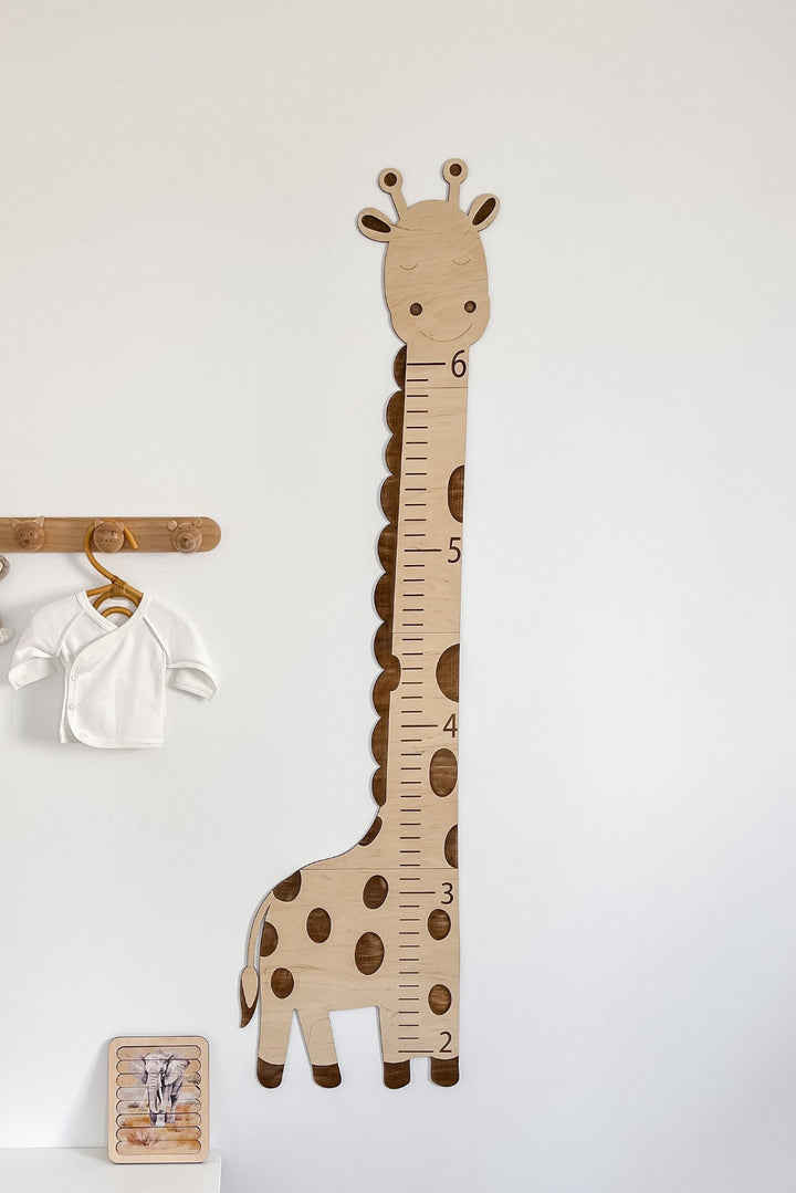 Wooden Baby Giraffe Growth Chart