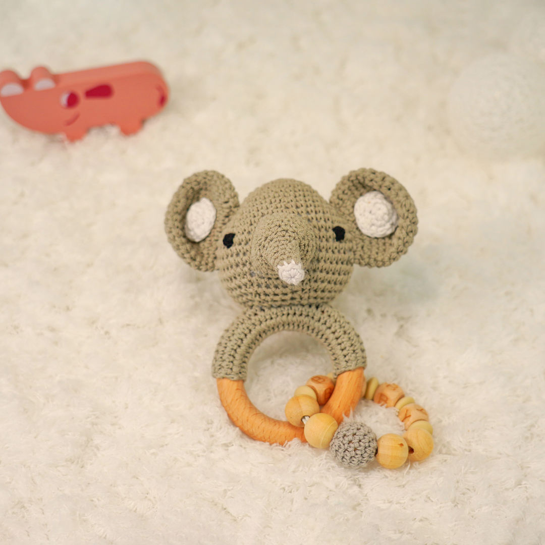 Baby Rattle Elephant Toy with Wooden Teeth Ring Bracelet Style