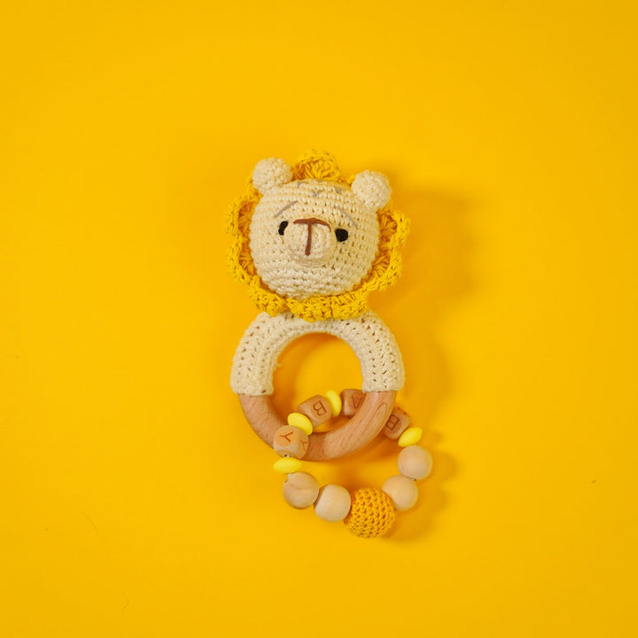 Baby Rattle Lion Toy with Wooden Teeth Ring Bracelet Style